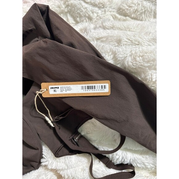 SKIMS Everyday Sculpt Open Bust Catsuit - Picture 5 of 5